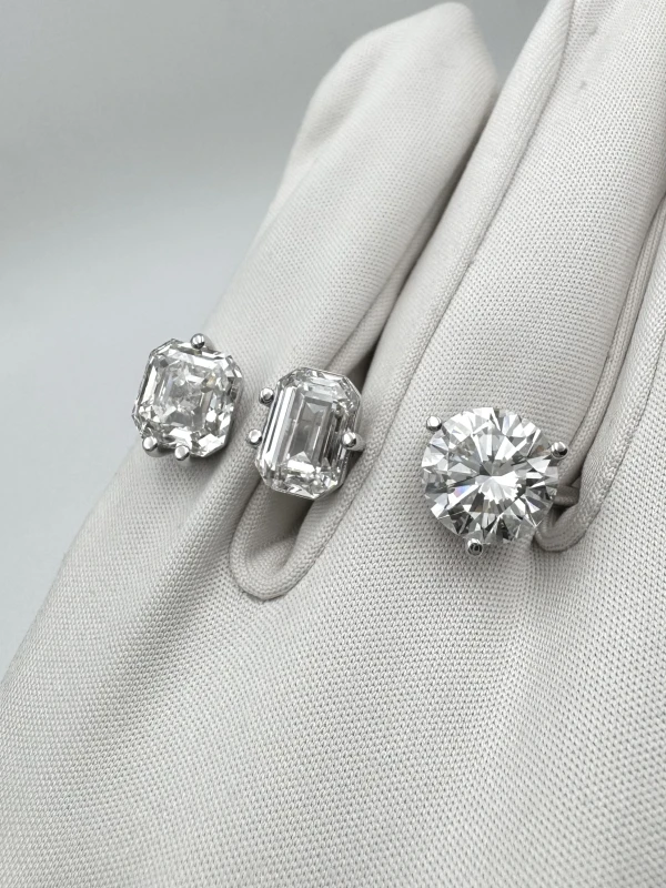 СЕРЬГИ NO NAME DIAMOND RING ROUND DIAMOND 3.05 CT- EMERALD DIAMOND 3.00 CT- ASHER DIAMOND 3.26 CT (SIZE 53) NN DIAMOND RING 3.05-3.00-3.26 CT 6