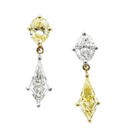 Earrings without a brand С БРИЛЛИАНТАМИ 3.32 СТ  1.68 CT - 1.64 CT