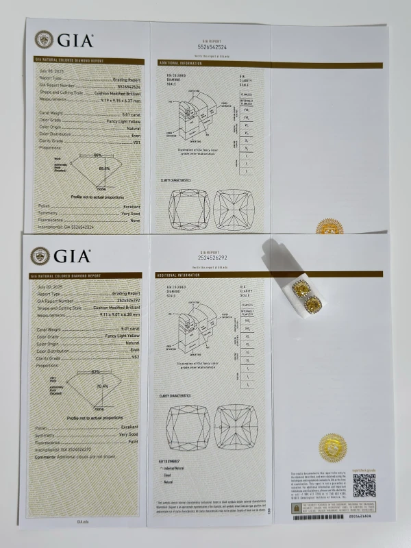 Earrings without a brand CUSHION DIAMOND 5.01 - 5.01 CT FANCY LIGHT YELLOW/VS1-VS2 (GIA) NN5.01-5.01CTFLY 4