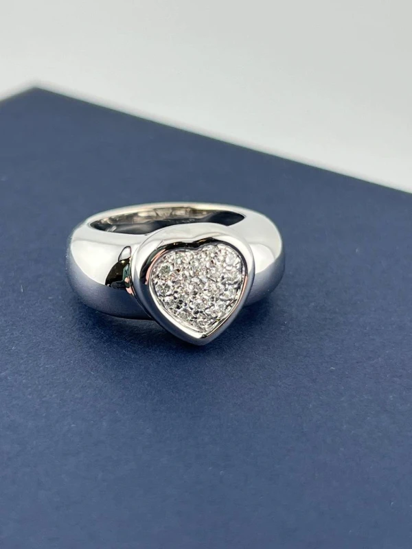 Piaget Heart diamond ring WGD 2