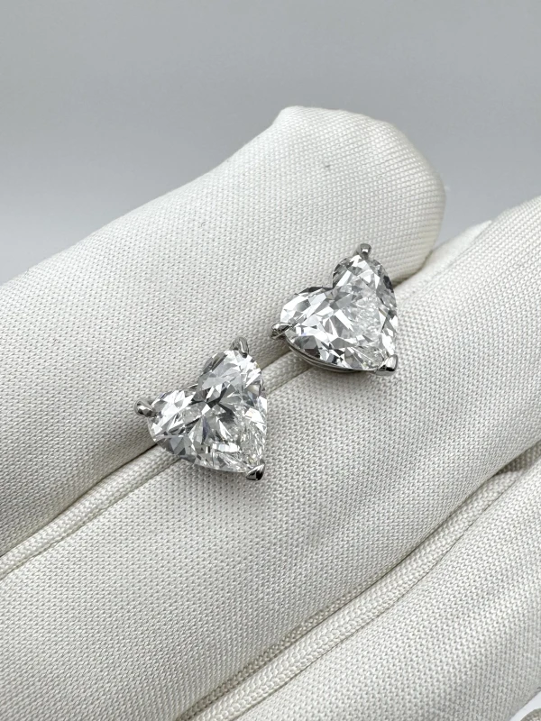 RalfDiamonds 2 HEART DIAMOND EARRINGS 0-2429 4