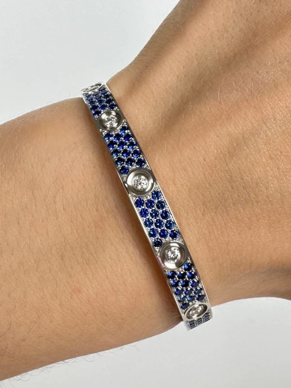 Cartier LIMITED EDITION LOVE BRACELET, BLUE SAPPHIRE PAVED IN ROSE GOLD (SIZE 17) N6739617 4