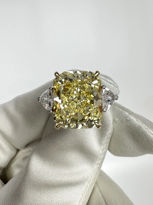 Earrings without a brand DIAMOND 7.77 CT FANCY YELLOW/VVS1 RING (GIA) NN7.77 3