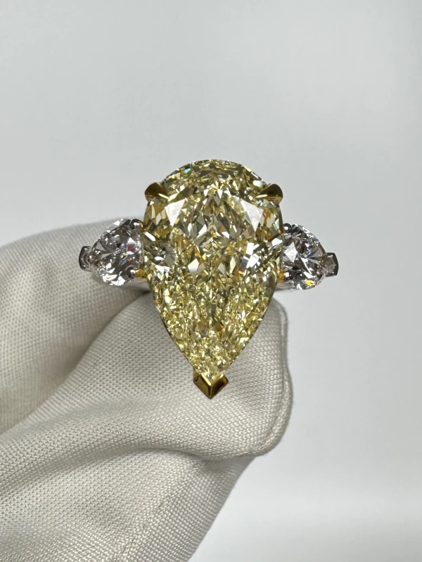 No name PEAR DIAMOND 7.05 CT Y to Z/VS1 RING (SIZE 51) GIA NN7.05 CT YtoZ/VS1 5