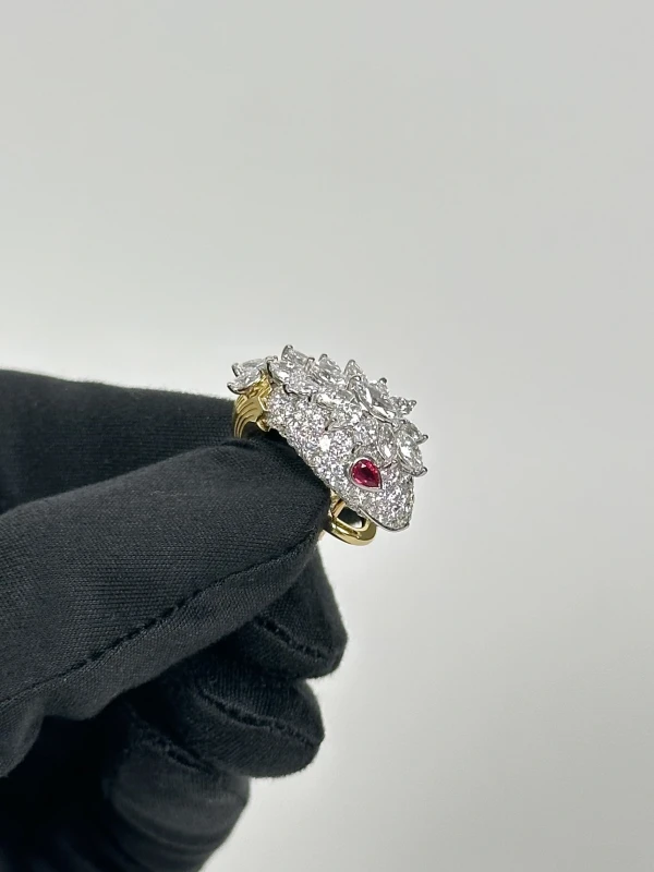 Bvlgari DRAGONI DIAMOND AND RUBY EARRINGS 271312 6