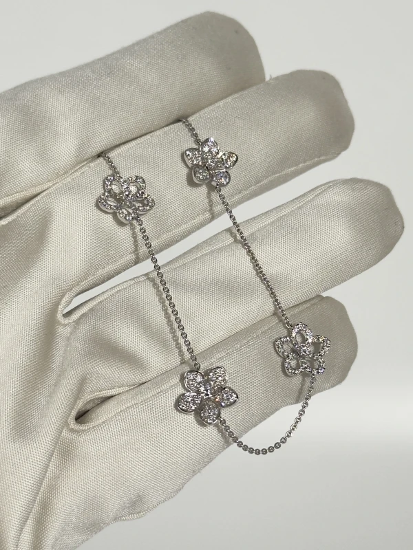 Graff WILD FLOWER PAVÉ DIAMOND BRACELET RGB515 2