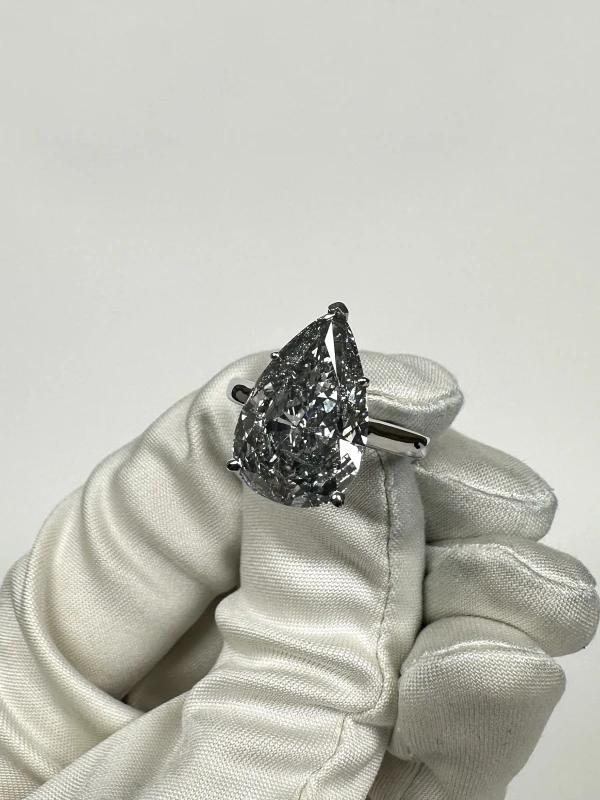 СЕРЬГИ NO NAME PEAR DIAMOND RING 7.01 ct G/SI2 (SIZE 52) GIA NN7.01ct G/SI2 GIA 4