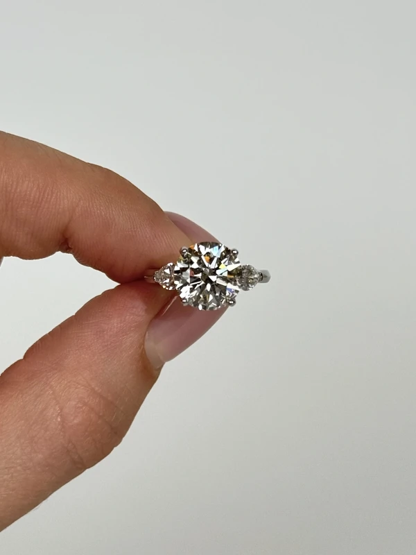 GRAFF ROUND DIAMOND 3.30 CT I/VS1 RING (GIA) GR3.30 2