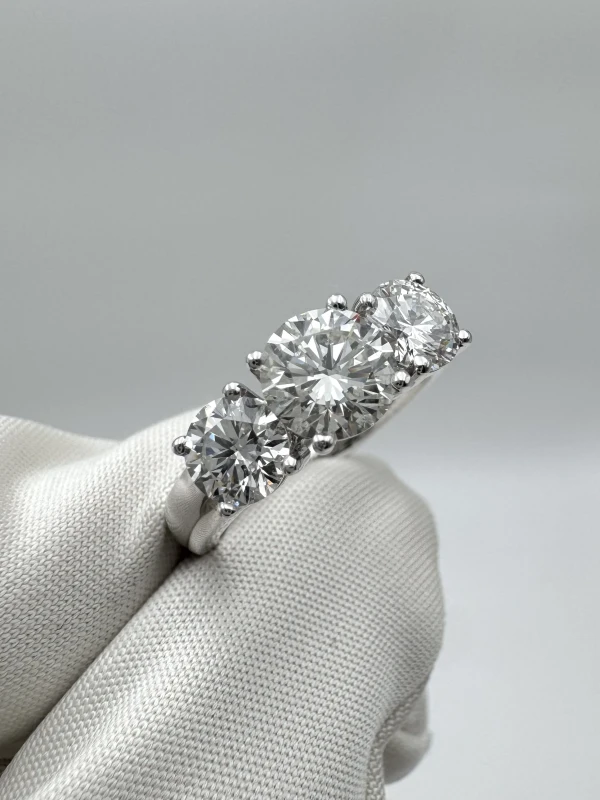RalfDiamonds DIAMOND 2.04 CT RING (SIZE 51) RDR2.04CT 2