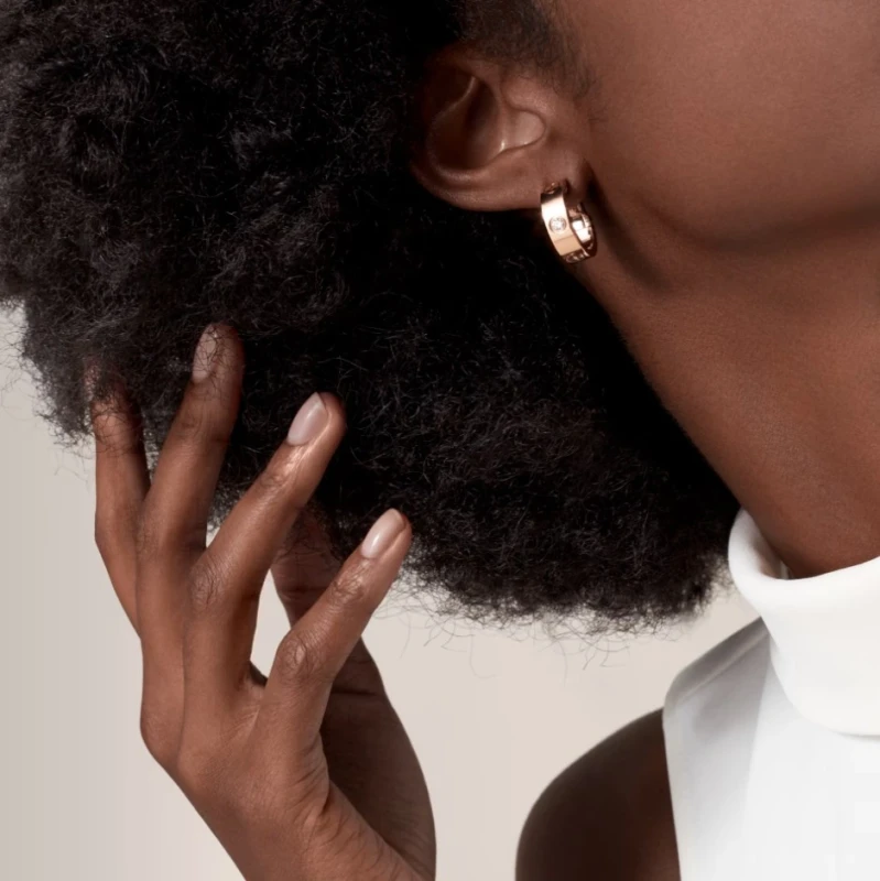Cartier LOVE hoop earrings, classic model, 2 diamonds B8301218 2
