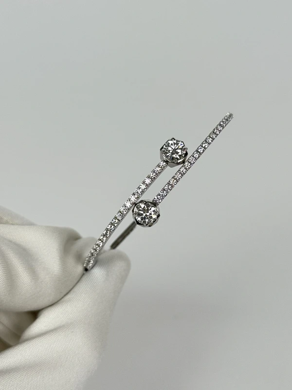Graff Laurence Graff Signature Wraparound Diamond Bangle (SIZE 15) RGB469 2