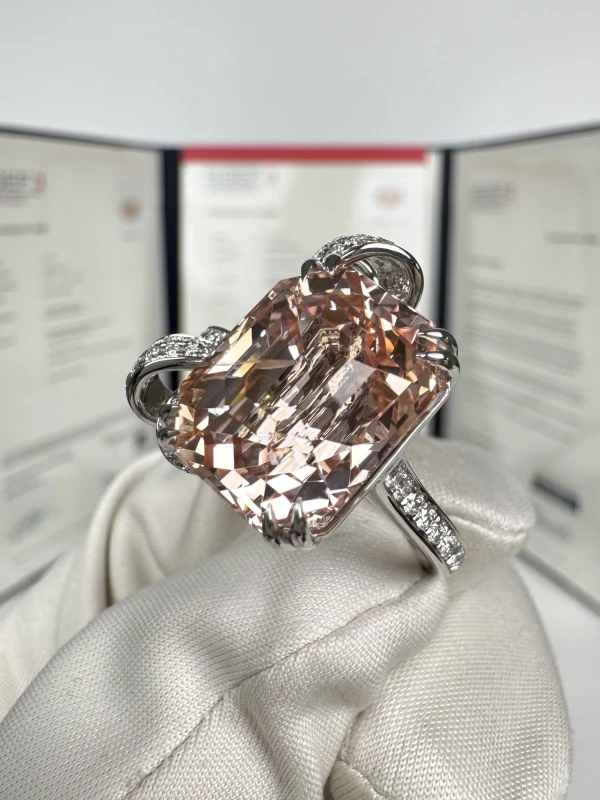 Earrings without a brand PADPARADSCHA SAPPHIRE 17.17 CT RING (SSEF) PADPARADSCHA 17.17 CT 6