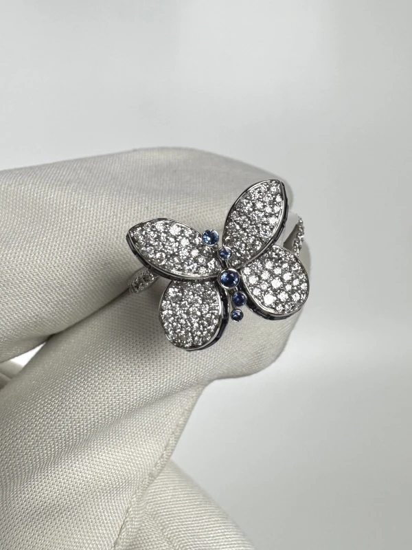 Graff WHITE GOLD SAPPHIRE & DIAMOND BUTTERFLY RING RGR571 2