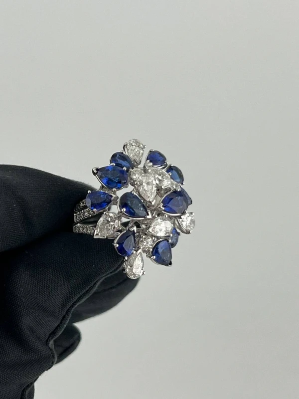 Leo Pizzo White gold sapphire and diamond 8.20 ct 3