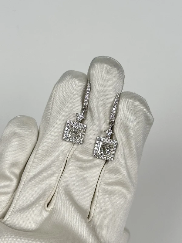 СЕРЬГИ NO NAME PRINCESS DIAMOND 2.51 - 2.51 CT F-H/VS2-VS1 EARRINGS (GIA) NN2.51-2.51ct F-H/VS2-VS1 GIA 2