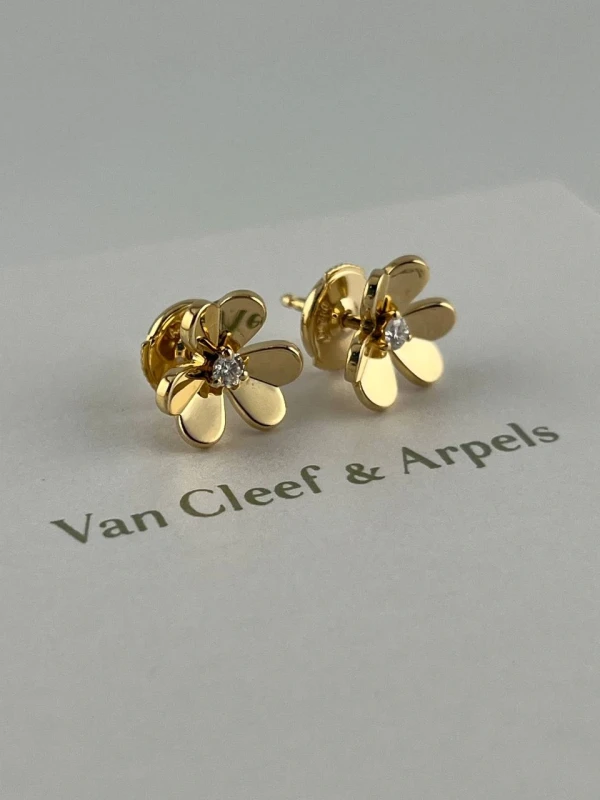 Van Cleef & Arpels FRIVOLE EARRINGS, MINI MODEL VCARP0J300 3