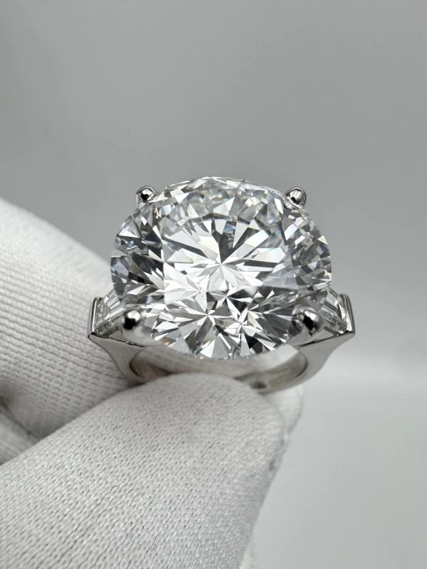 GRAFF ROUND DIAMOND 11.49 CT D/FLAWLESS RING  (TYPE IIA) (GIA) RGE11.49CT 7