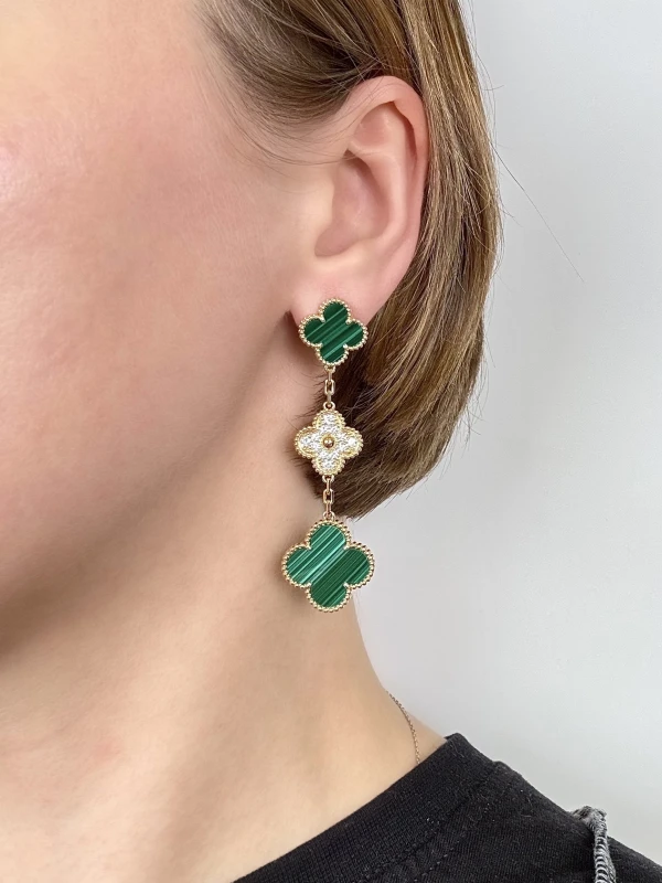 Van Cleef & Arpels. Magic Alhambra earrings, 3 motifs VCARO9II00 2