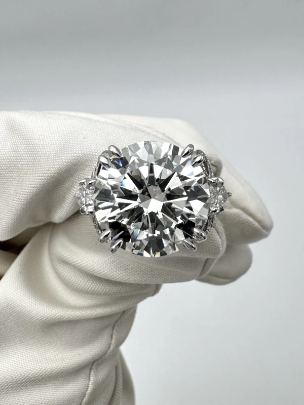 Earrings without a brand ROUND DIAMOND 10.13 CT H/VS1 RING (GIA) EXEXEX NN10.13H/VS1 2