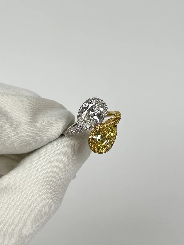 RalfDiamonds RDR2.01-2.02CT PEAR DIAMOND 2.01 - 2.02 CT RING (SIZE 54) RDR2.01-2.02CT 3
