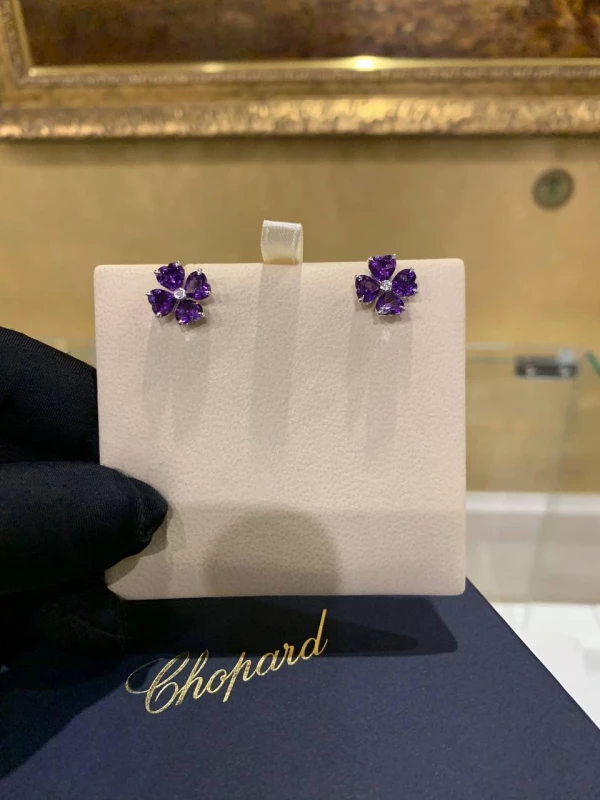 Chopard FOR YOU, AMETHYST AND DIAMONDS EARSTUDS 839371 4