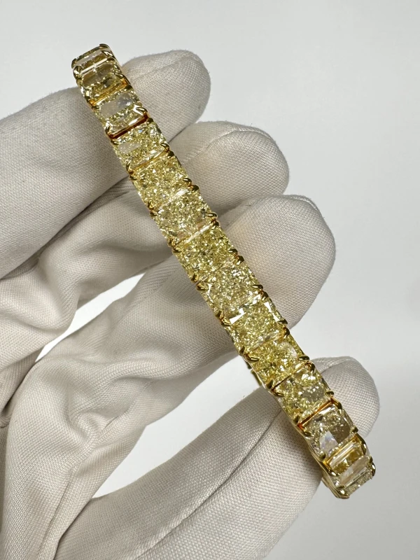 No name браслет с бриллиантами  38,30ct NN 35.93 CT Y-Z/VVS-SI 2
