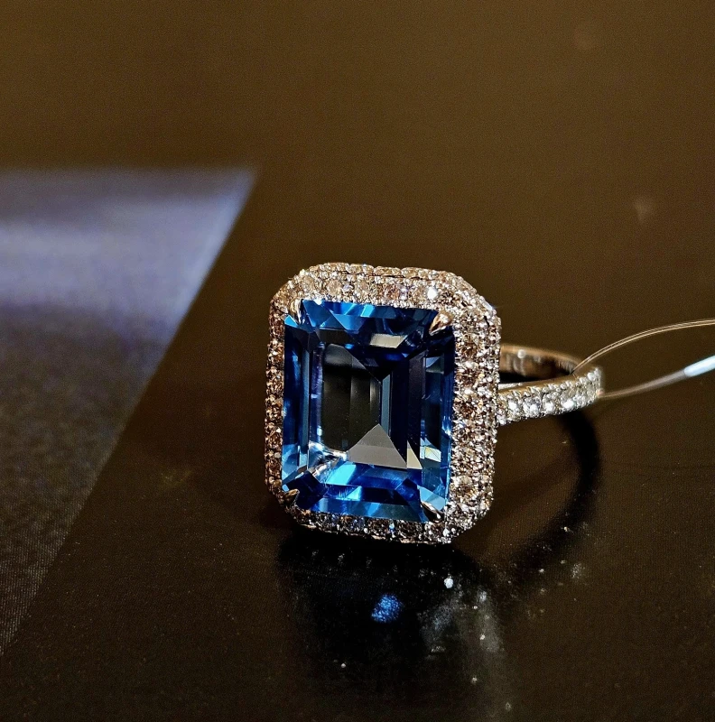 DeRosa OCTAGON TOPAZ RING 6.48 CT WITH DIAMONDS R525679B 5