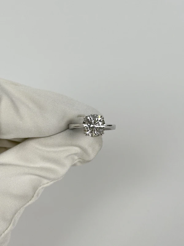СЕРЬГИ NO NAME ROUND DIAMOND 3.41 CT H/VS1 RING (SIZE 53) NN3.21H 2