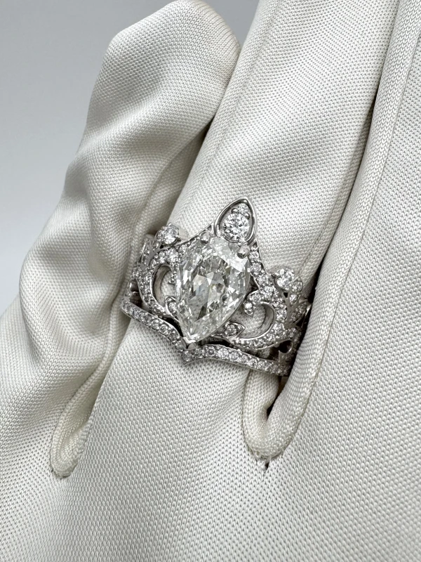 Earrings without a brand С БРИЛЛИАНТОМ 2.01 CT J/SI2 2.01 CT J/SI2 3