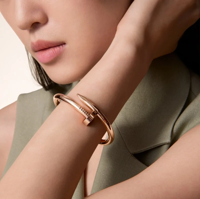 Cartier Браслет Cartier JUSTE UN CLOU BRACELET MEDIUM MODEL B6069716 2