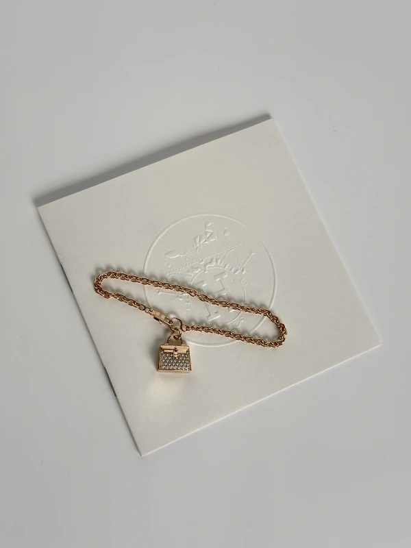 HERMES Amulettes Kelly Bracelet (Size 17) 20AI243994 5