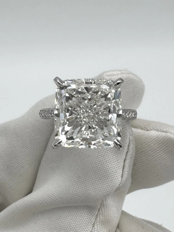 СЕРЬГИ NO NAME CUSHION 10.04 CT I/VS2 DIAMOND RING 10.04 I/VS2 2