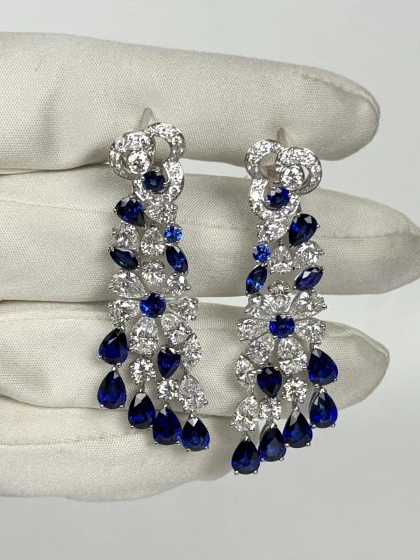 Graff Graff Nuage Earrings Sapphire and Diamond Graff Nuage 3