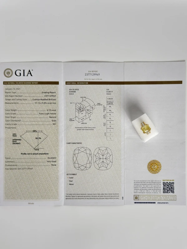 No name CUSHION DIAMOND 6.13 CT FANCY LIGHT YELLOW/VS1 RING (GIA) NN6.13 5