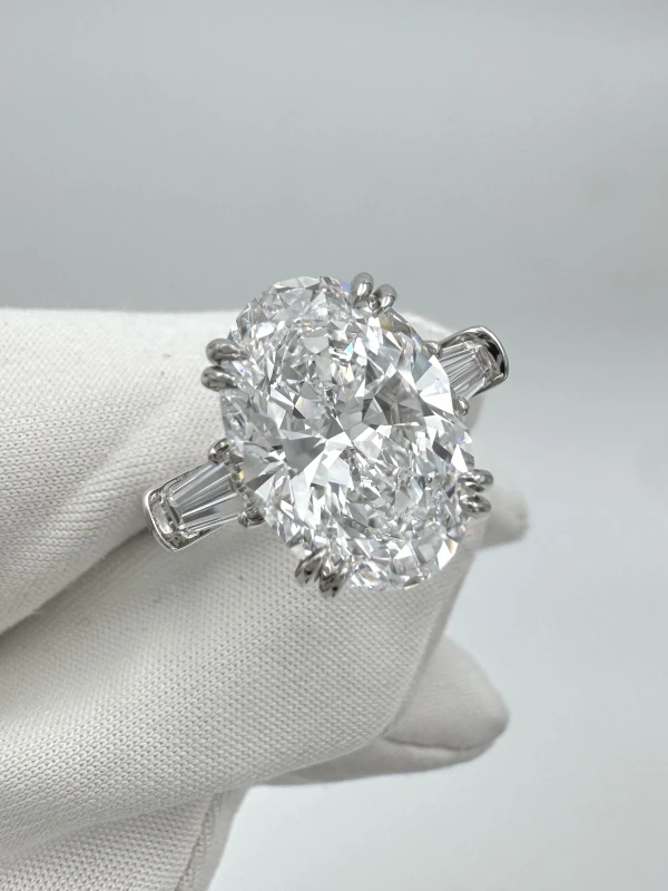 Harry Winston OVAL DIAMOND 5.02 CT D/VVS2 RING (TYPE IIa) GIA HW5.02 4