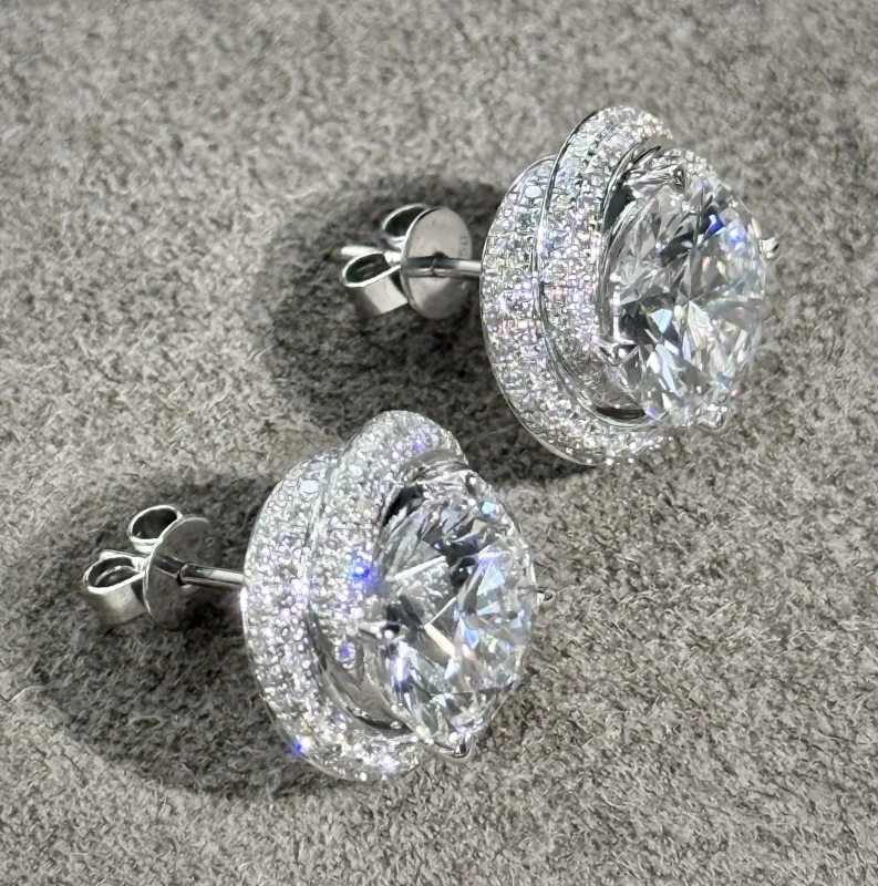 Earrings without a brand ROUND DIAMOND 3.01-3.02 CT D/INTERNALLY FLAWLESS EXEXEX EARRINGS (GIA) (TYPE IIA/TYPE IIB) NN3.01-3.02CT D/IF 5