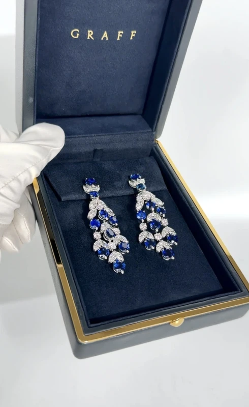 Graff Sapphire 22.92 ct and Diamond 13.03 ct Earrings RGR22.92 5