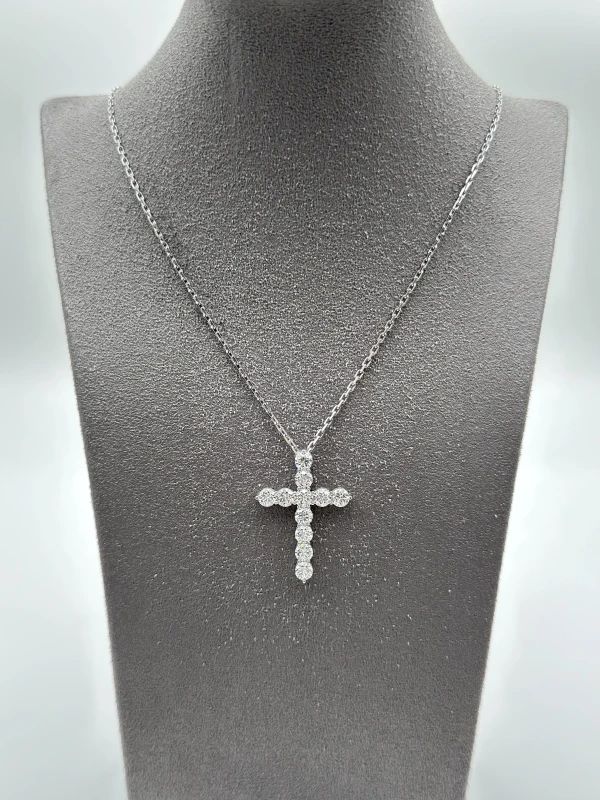 DeRosa ROUND DIAMOND 5.56 CT F-G-H/VVS CROSS PENDANT C329437 2