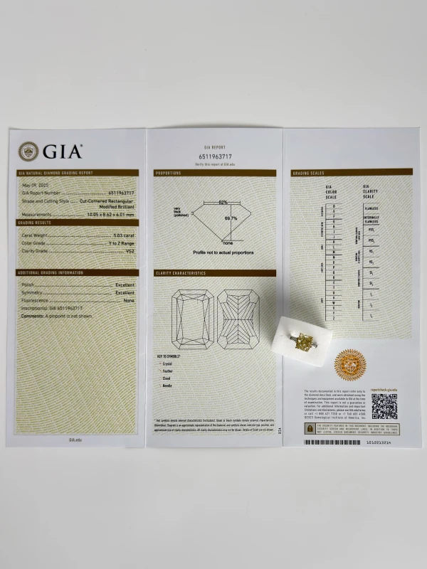 No name RADIANT DIAMOND 5.03 CT Y-Z/VS2 RING (GIA) NN5.03CT 5