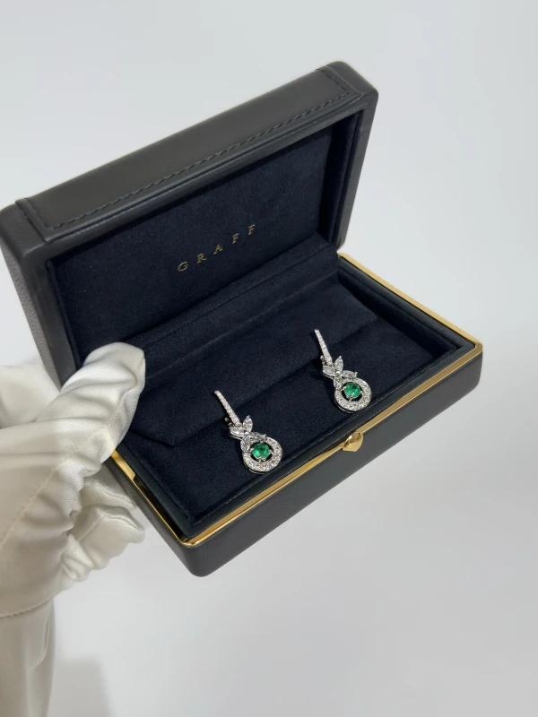 GRAFF ROUND EMERALD 0.86 CT EARRING GE EM 0.86 CT 5