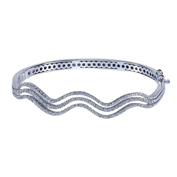 DIAMOND BRACELET