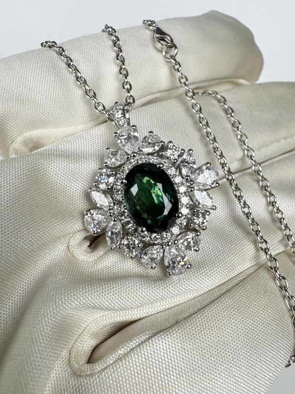 No name BLUISH-GREEN—PURPLISH-PINK ALEXANDRITE 4.12 CT, INDIA, TRANSFORMER RING (GRS) A4.12ct 6