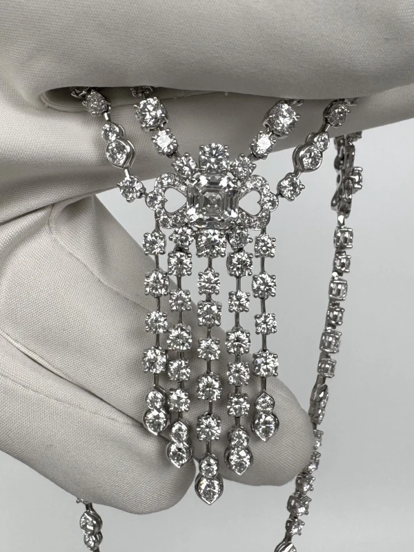 Graff Diamond 34.00 ct Necklace RGN34 5