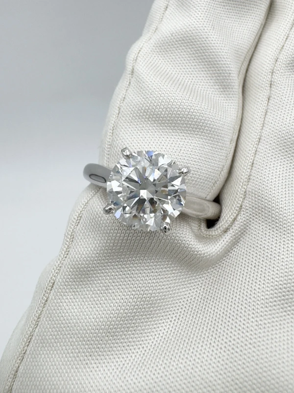 СЕРЬГИ NO NAME ROUND DIAMOND RING 3.01 CT G/SI2 (GIA) NNR3.01 CT G/SI2 (GIA) 4