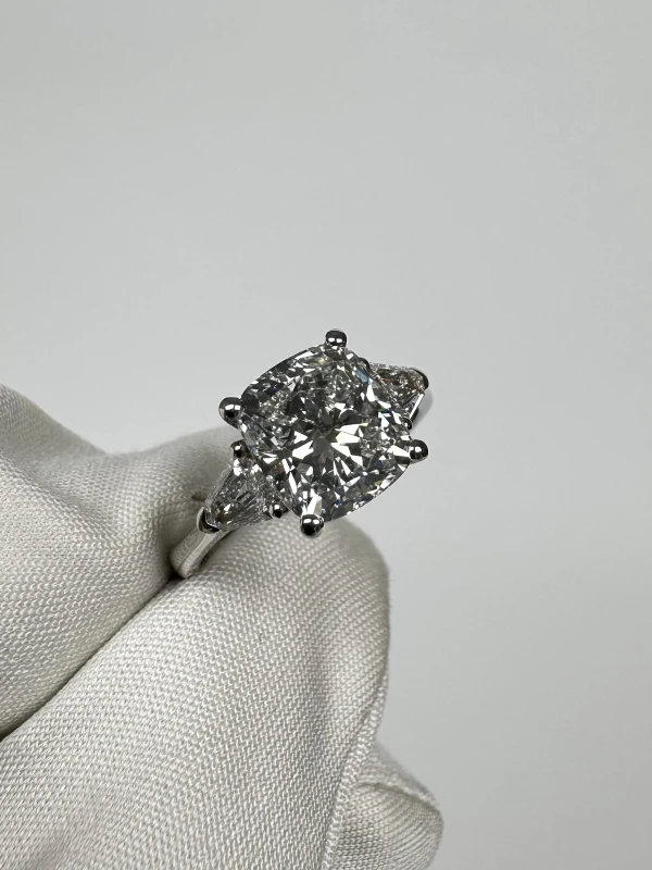 No name CUSHION DIAMOND 2.51 CT G/VS1 RING (GIA) NN2.51 4