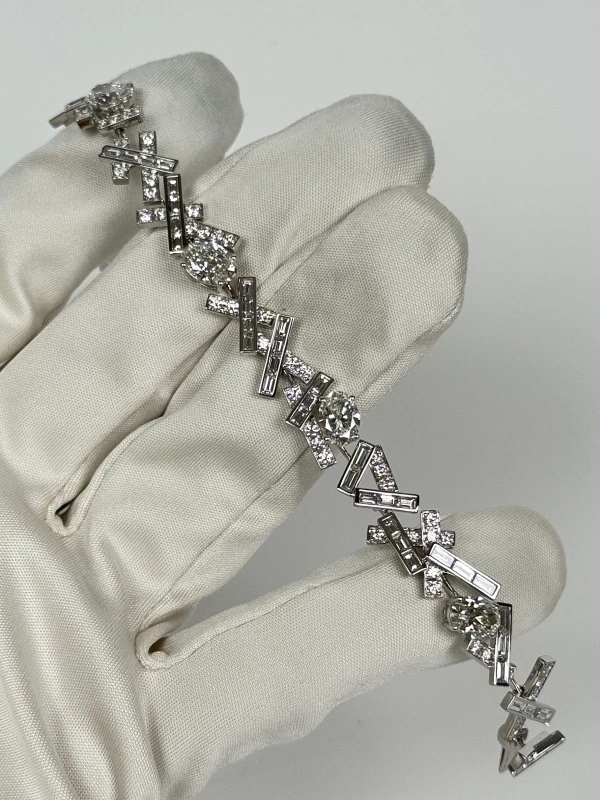 Graff Threads White Diamond High Jewellery Bracelet RGB 10.33 CT 2