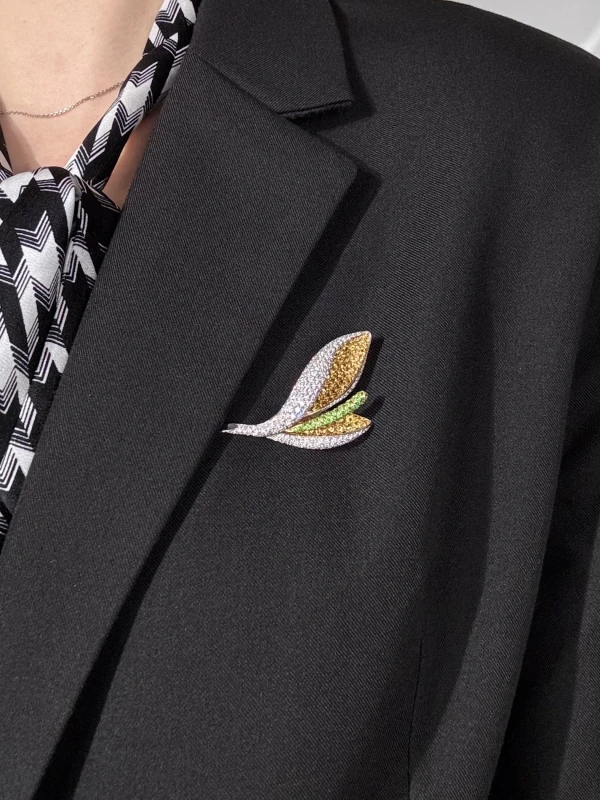 RalfDiamonds БРОШЬ С БРИЛЛИАНТАМИ И САПФИРАМИ RalfDiamonds 2