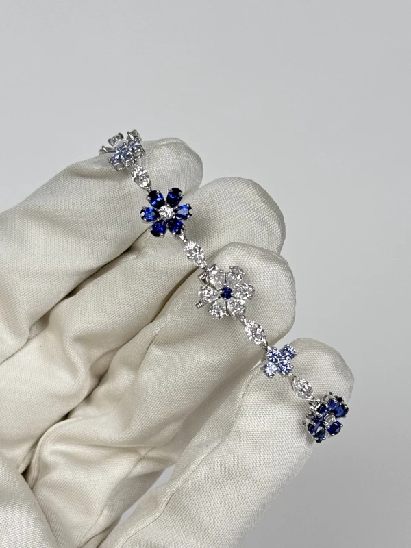 Harry Winston Forget-Me-Not Sapphire and Diamond Bracelet BRSPRFFLRFMN 4