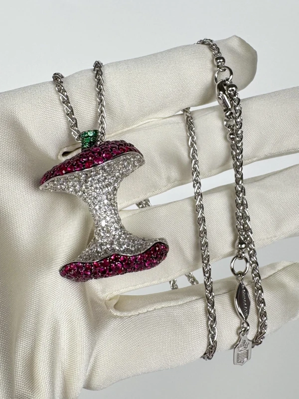 De Grisogono MELODY OF COLOURS, APPLE PENDANT 95410/05 4