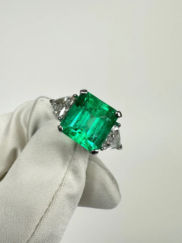 СЕРЬГИ NO NAME EMERALD 6.46 CT GREEN RING (SIZE 50) NN6.46 4